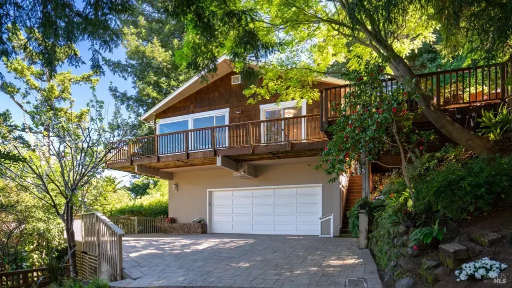 5 Viox Way, San Rafael, CA 94901-2660